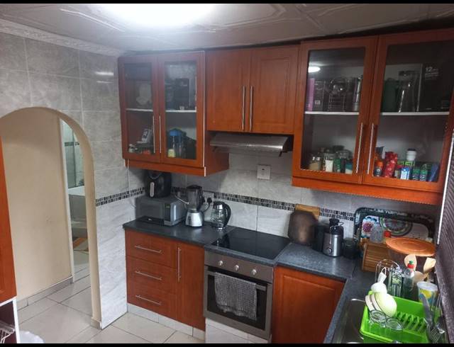 3 BEDROOM HOUSE FOR SALE IN LAMONTVILLE